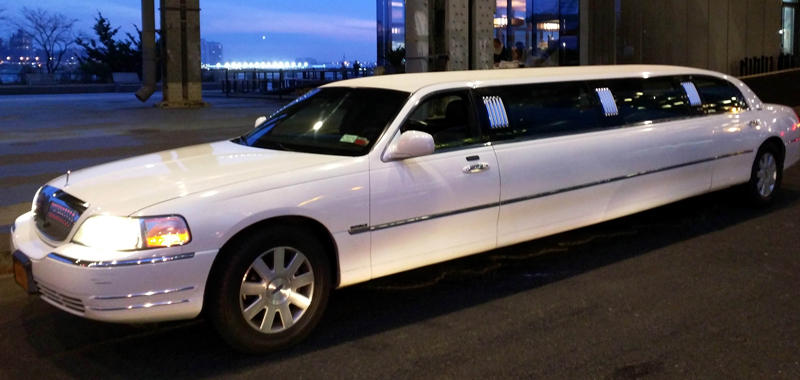 Cheltenham Towncar Limo